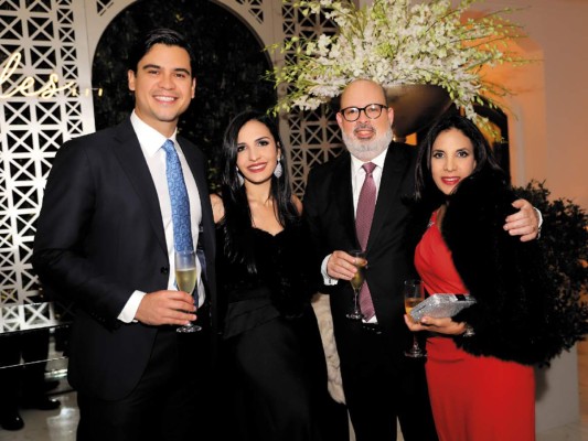 Obe y Mafe López, Carlos y Jackie Genie