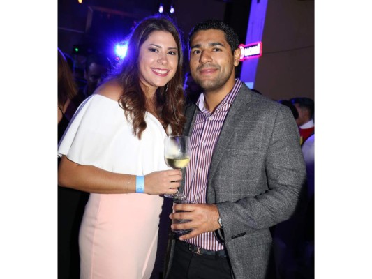 Michelle Marzan y Marcio Lagos