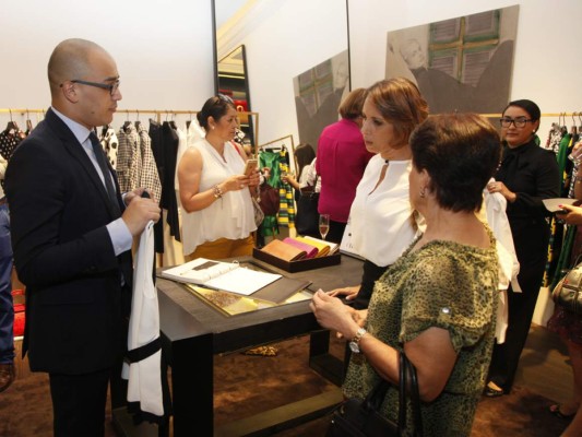 Un verano sin fin en Carolina Herrera