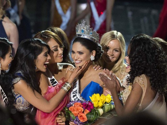 Miss Universo no compartirá su corona