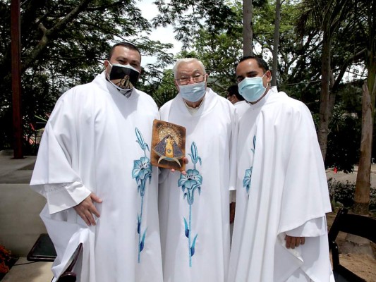 Bendición de la capilla abierta dedicada a la Caridad del Cobre