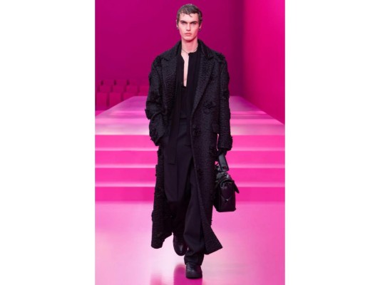 Valentino y su mundo color rosa: colección Otoño/Invierno 2022