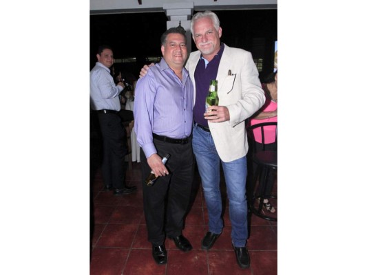 Alegre despedida para Boyce Lloyd  