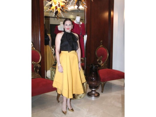 Fiesta española para Karla Villar
