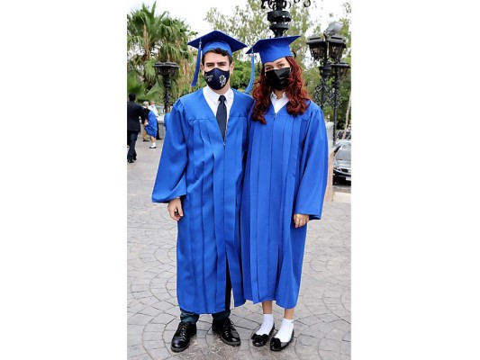 Misa para los seniors 2021 de Macris School