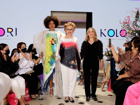 Fashion is ART by Kolori