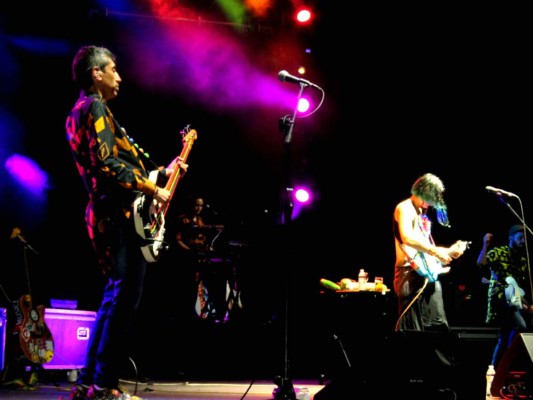 Aterciopelados cantó por la diversidad en Honduras