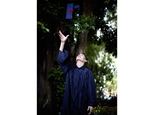 Grad de Freedom High School