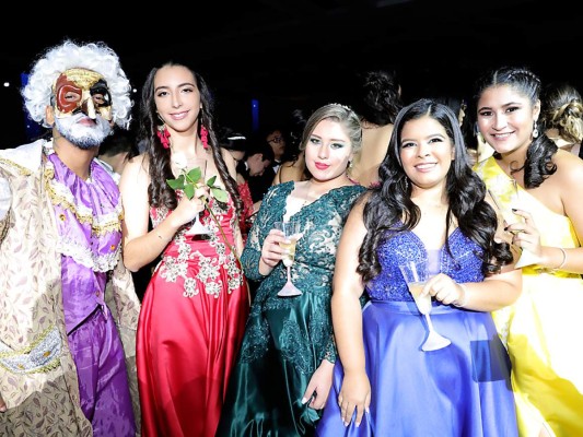 Los mejores momentos de la Prom Night de Elvel School 2019