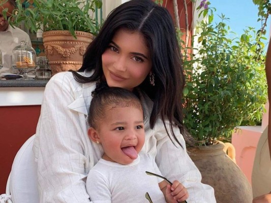 Kylie Jenner lleva a Stormi a 'The Ellen Show'