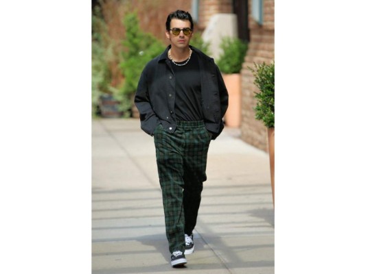 Joe Jonas.