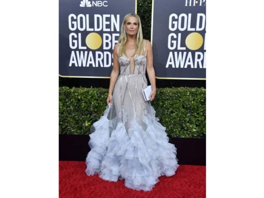 Molly Sims usando un vestido de Marchesa
