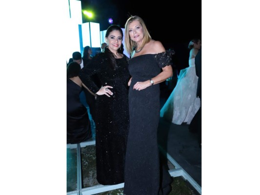 Ana Sikaffy y Brenda Rodríguez