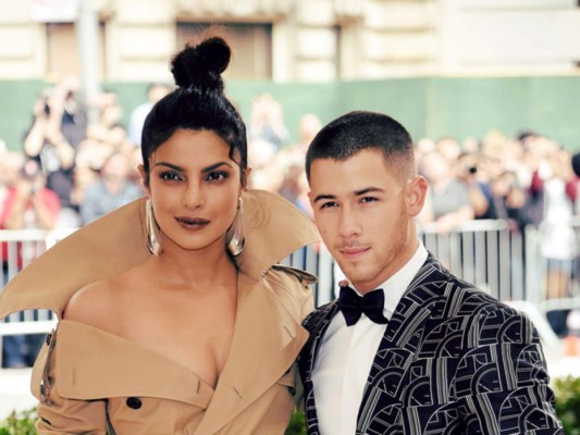 Nick Jonas y Priyanka Chopra se comprometieron