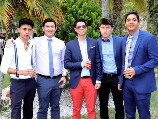 Los Seniors 2019 de la Dowal School celebraron su tradicional Almuerzo