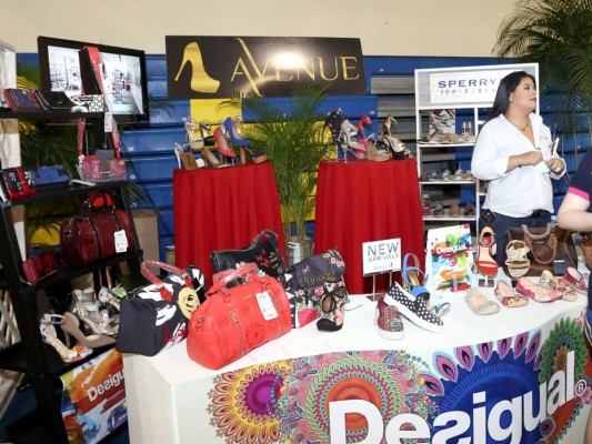 Trunk show 'Seasons Trends' de la Escuela Internacional Sampedrana