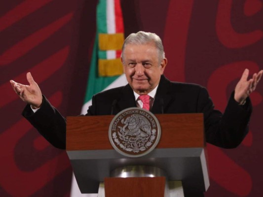 Manuel López Obrador<br/>El presidente de México llegará a apoyar a la presidenta electa el 27 de enero. Además, se espera la presencia de Marcelo Ebrard, el canciller de la nación.