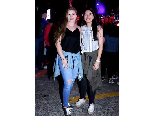 Exitoso concierto de Danny Ocean y Piso 21 en Tegucigalpa