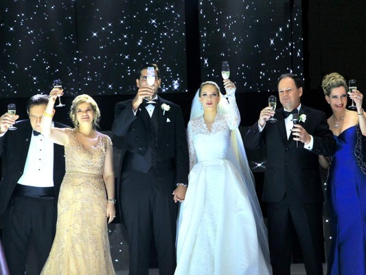 Elegante recepción para Jacobo y Nathalie Handal  