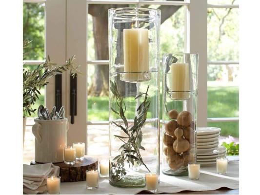 Inspiración Naturaleza<br/>Para imitar. Las bases cristalinas son tus mejores aliados al momento de decorar para un efecto otoñal. Puedes transformarlas llenándolas de frutos secos, ramas o velas en diversas alturas.