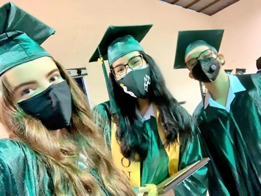 Monique Pineda, Evany Vega y Sebastian McCormick