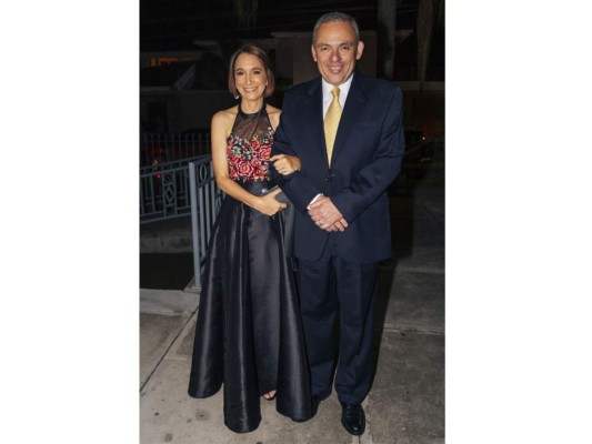 Michelle y Antonio Idiáquez.