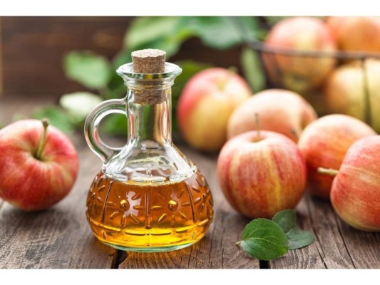 Diez beneficios del vinagre de manzana