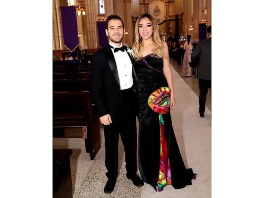 La boda de Ana Bueso Elvir y Óscar Kafati Chinchilla