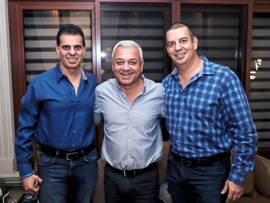 Una noche de intercambio de regalos