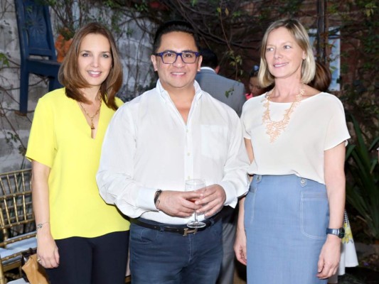 Mary de Pierrefeu, Miguel Chong y Elena Albero