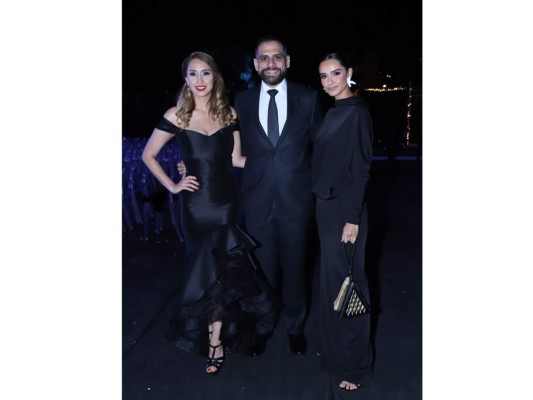 Alejandra Hernandez, Alex Larach y Atenas Hernandez