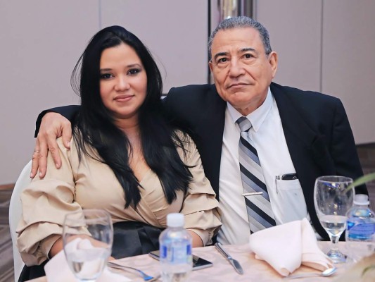 Homenaje para Alberto Díaz Lobo