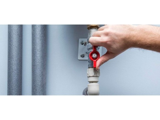 12. Cierra las llaves de paso de gas y agua.