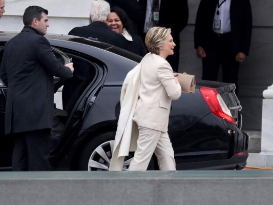 Al momento de llegar al Capitolio Hillary Clinton