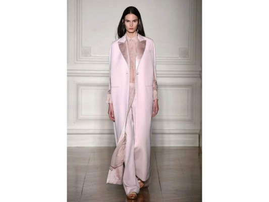 Romanticismo en la pasarela de Valentino