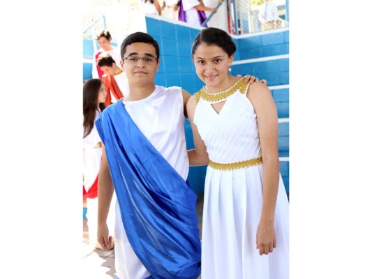 Macris School Seniors Greek Day