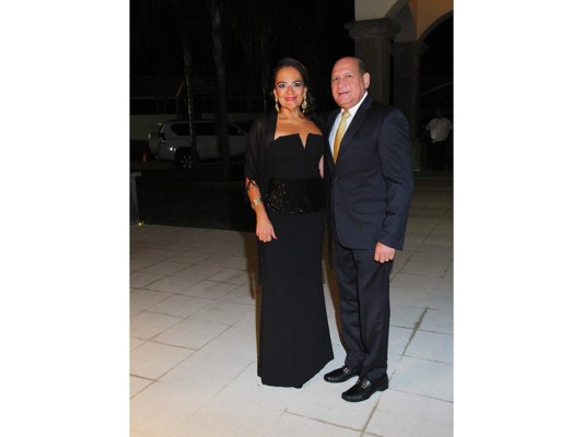 Roberto Facussé y Sophie Andonie unen sus vidas en matrimonio&nbsp;&nbsp;