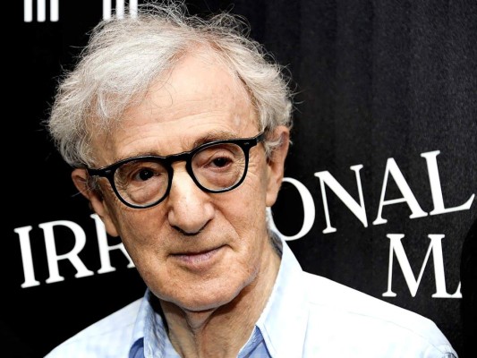 Woody Allen<br/>Fecha de nacimiento: 1 de diciembre de 1935 <br/>
