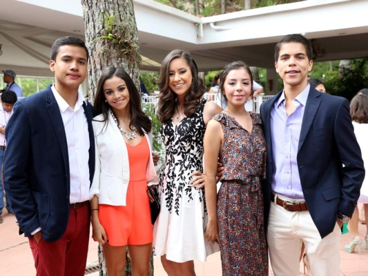 Senior breakfast de la International School