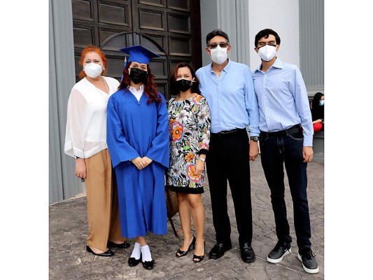 Misa para los seniors 2021 de Macris School