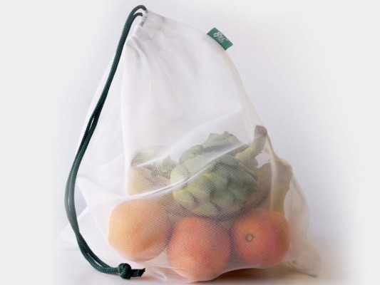 Bolsas de malla reusables para el súper<br/>Estas bolsas son resistentes y ligeras están libres de plástico y son una opción excelente para hacer el súper o almacenar frutas o verduras en tu refrigerador. Son lavables y gracias a su construcción de tipo malla dejan que tus productos transpiren.<br/>