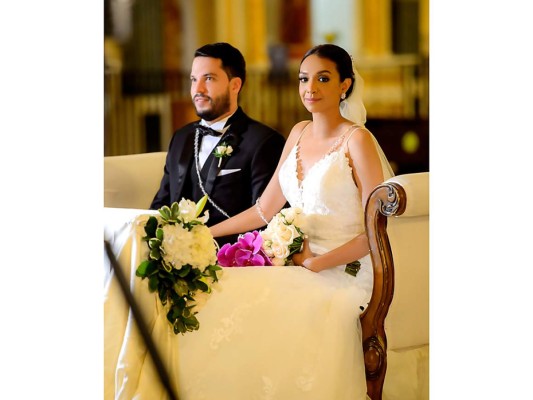 La boda de Henry Mauricio Soliman y Victoria Alejandra Valladares