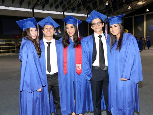 Claudia Ramírez, Gustavo León Gómez, María Camila Sarmiento, Diego Jaén y Francés Arévalo