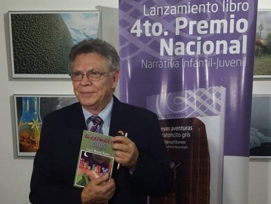 Víctor Manuel Ramos. Hondureño que se destaca por ser poeta, médico, narrador, catedrático, historiador, periodista, creador de antologías de poesía, editor y director de revistas universitarias, miembro de número de la Academia Hondureña de la lengua, entre otros. Ratoncito Gris, Diccionario de lenguas de Honduras y Crónica de Viaje entre la Esperanza y La Costa Norte son algunos de sus libros más reconocidos.