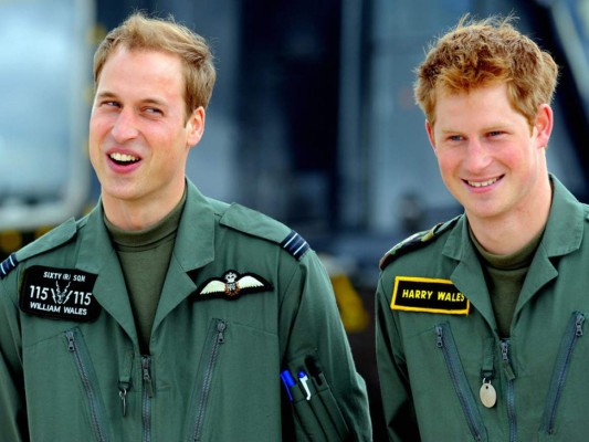 Los momentos más adorables de Harry y William a través de los años
