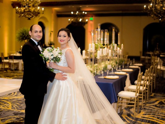 La boda de Azaria Martínez y Fernando Torres