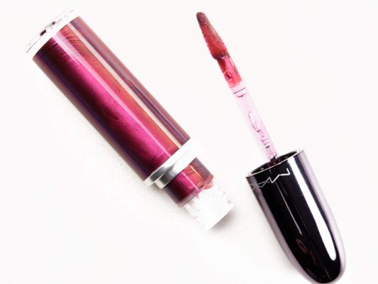 Conoce los Grand Illusion Glossy Liquid Lipcolour by MAC