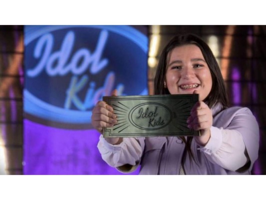 Carla Zaldívar, la hondureña que logró pase dorado en Idol Kids España