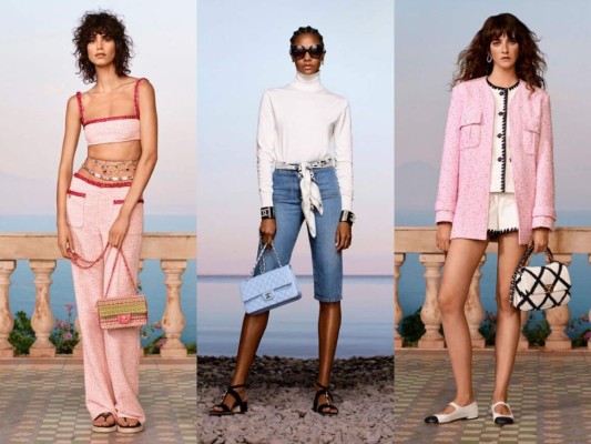 ''Balade en Méditerranée'' es el nombre que recibe la nueva Colección Crucero 2020 - 2021 de Chanel, lo que seguramente hubiese sido un increíble desfile en un escenario de lujo, se convirtió en un brillante y único desfile virtual, mismo que fue presentado a través de la página web y redes sociales de la marca francesa. A continuación Revista Estilo te presenta los 8 mejores looks de esta nueva colección. <br/><br/>