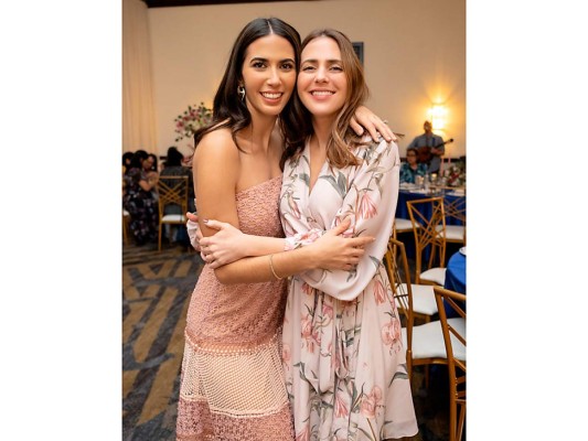 La despedida de soltera de Angie Andonie